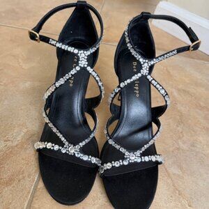 2536- Dee Ocleppo Fiji Strappy Crystal Sandals Black Size 7.5